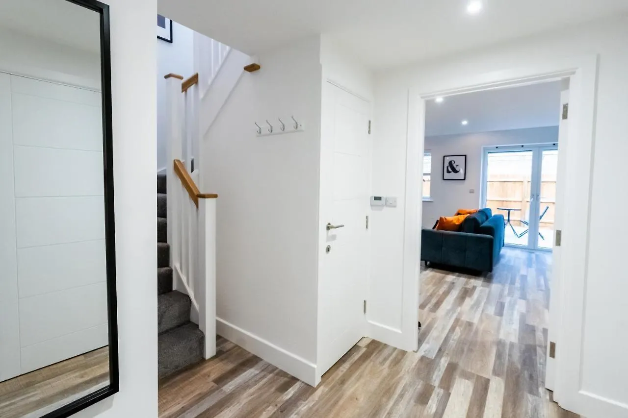 Hosta Group - Prestige 1 Bed Apartment - The Orange Cambridge   Cambridge (Cambridgeshire)